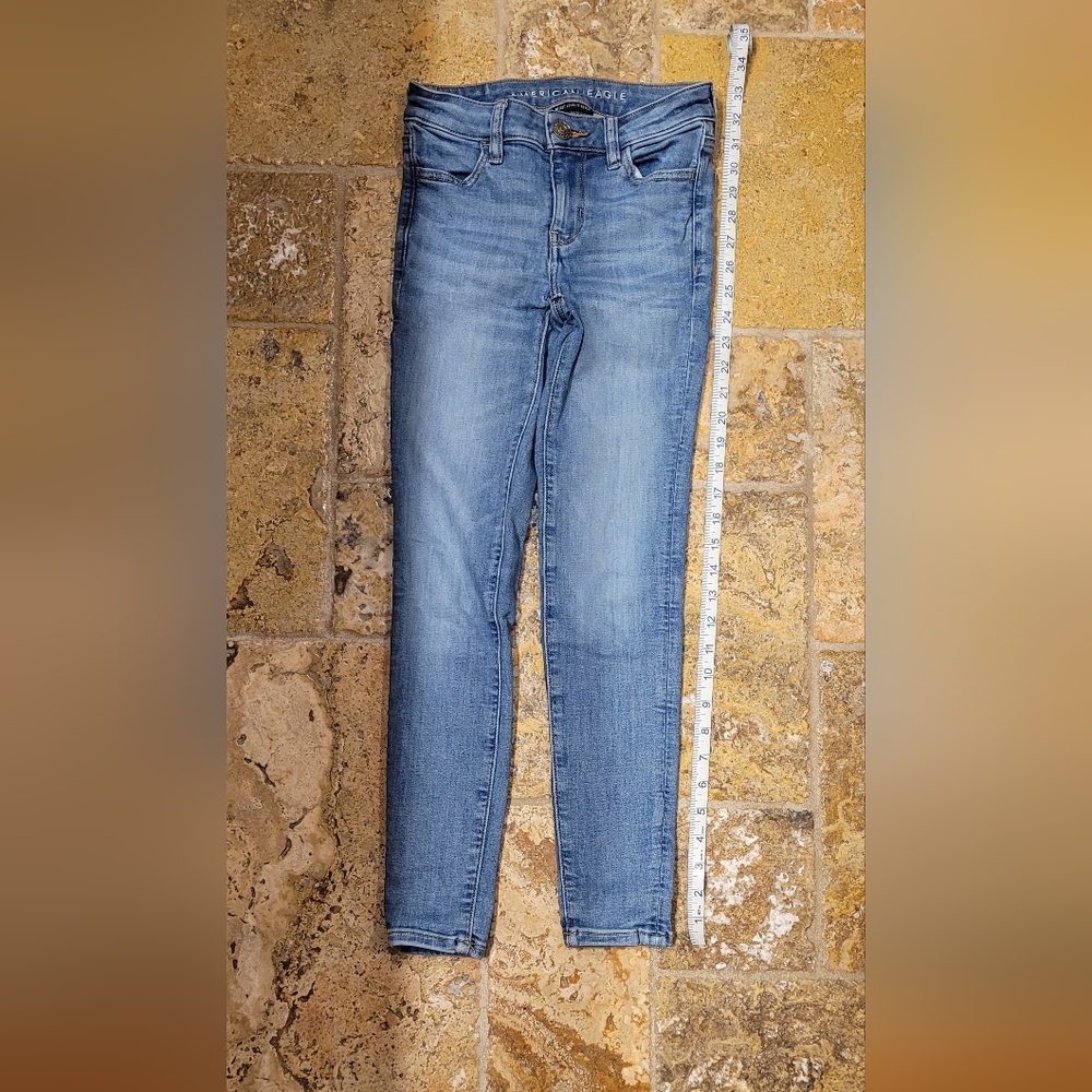 American Eagle Outfitters Next Level Stretch Women's Jeans size 000 short